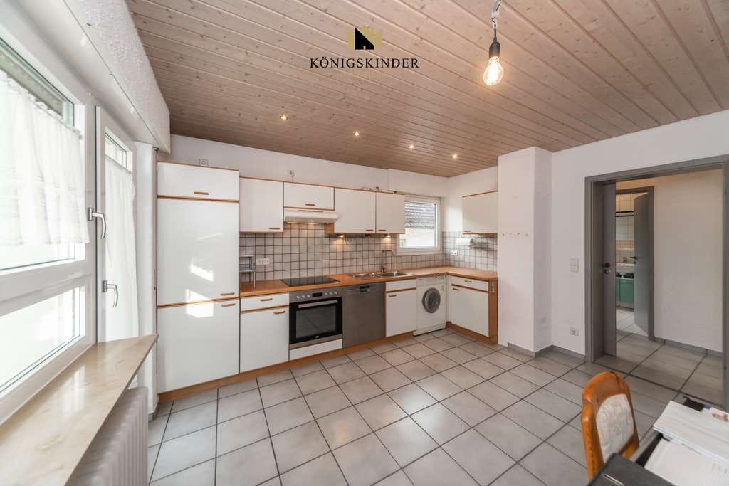 Immobilie in Wernau (Neckar) - Wernaus Lichtblick – Großzügige 3-Zimmer-Wohnung mit Balkon und Stellplatz - Bild 1