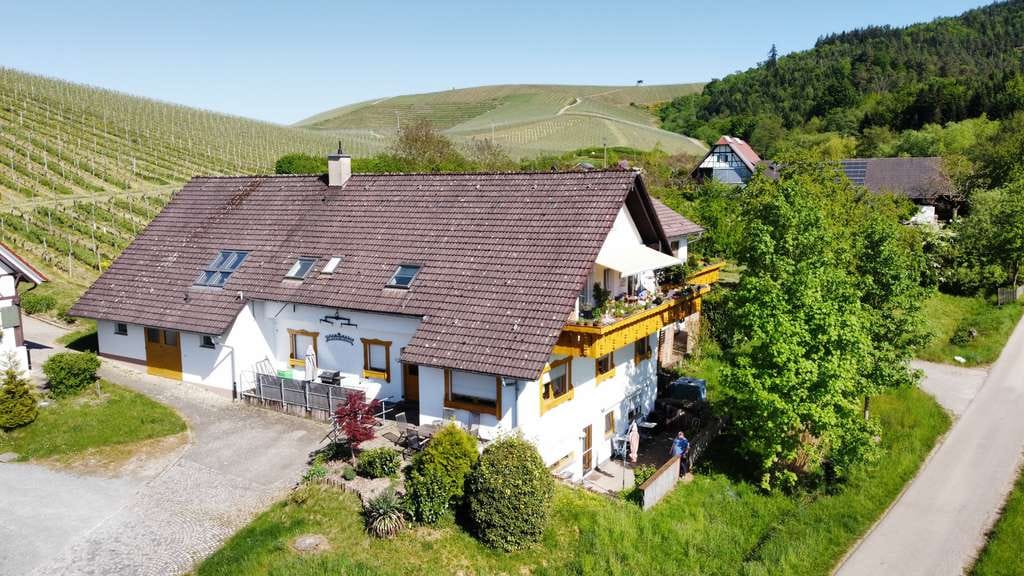 Immobilie in Durbach - Mehrfamilienhaus mit 6 Wohneinheiten in Top Lage - Bild 0