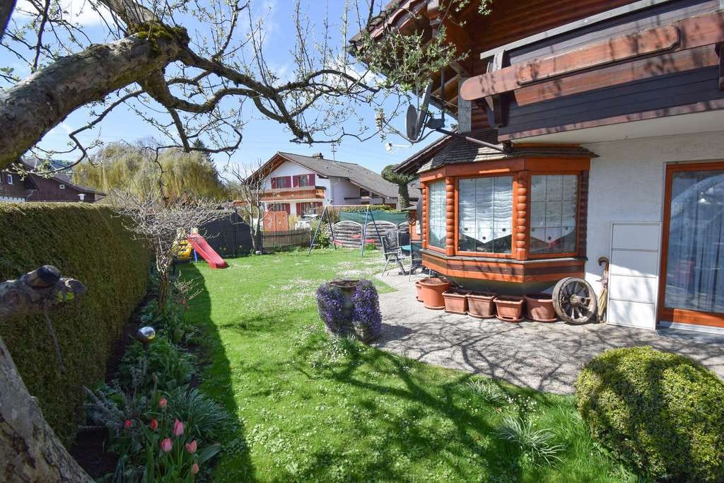 Immobilie in Nesselwang - Vielseitiges Mehrfamilienhaus mit drei Wohneinheiten – ideal für Eigennutzer oder Kapitalanleger - Bild 1