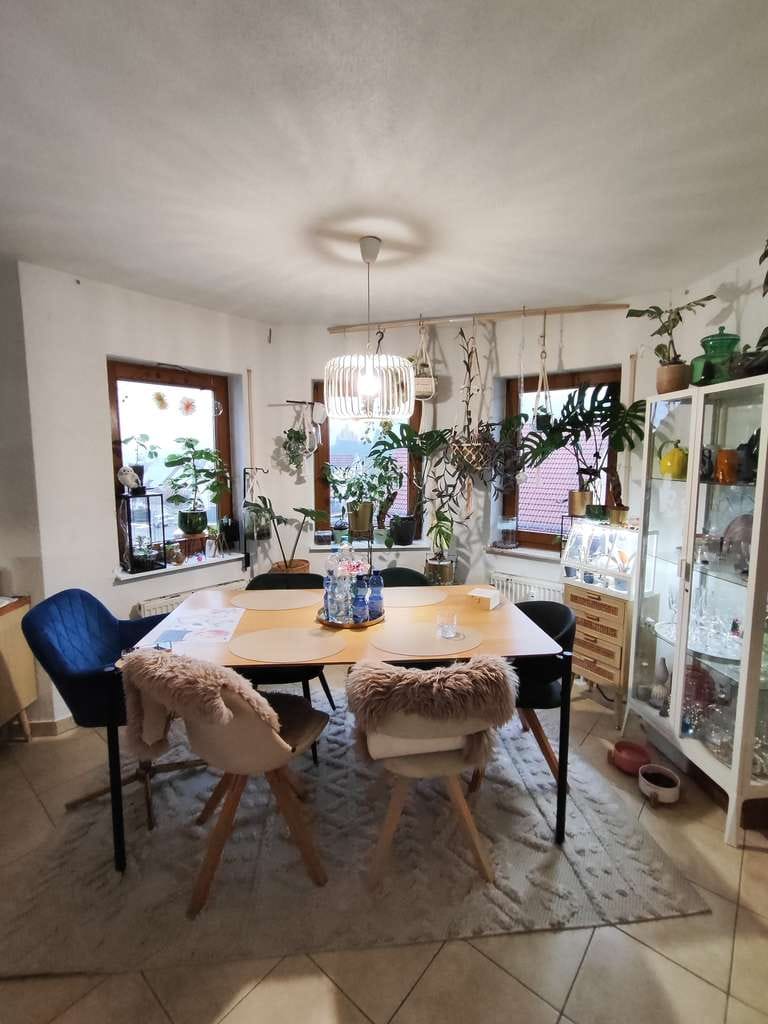 Immobilie in Pfedelbach - **Modern geschnittene 3-Zi.-Wohnung mit Balkon, Erker & TG-Stellplatz** - Bild 0