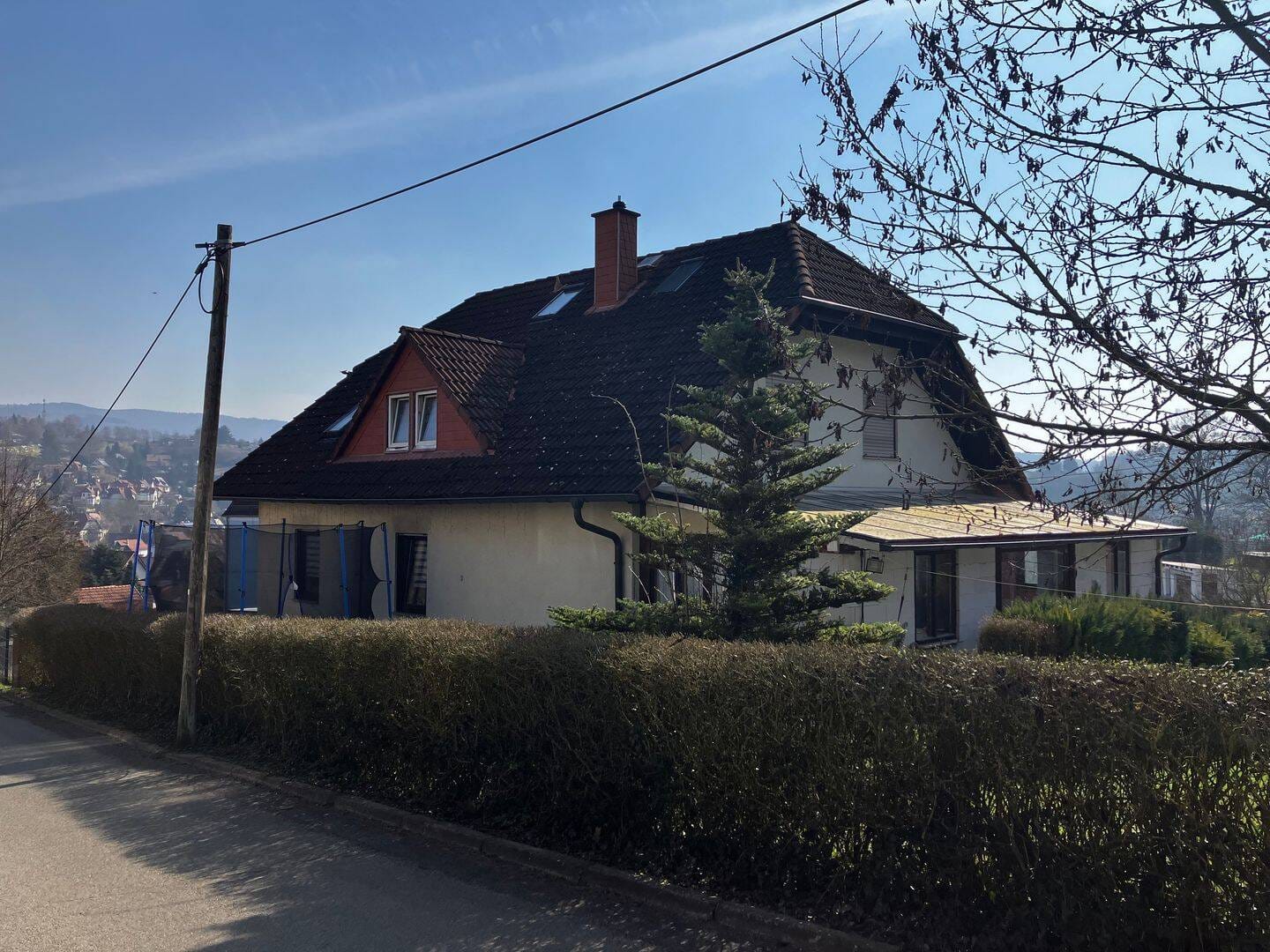 Immobilie in Bad Liebenstein - Familienfreundliches Haus mit Balkon in Bad Liebenstein, Schweina - Bild 1