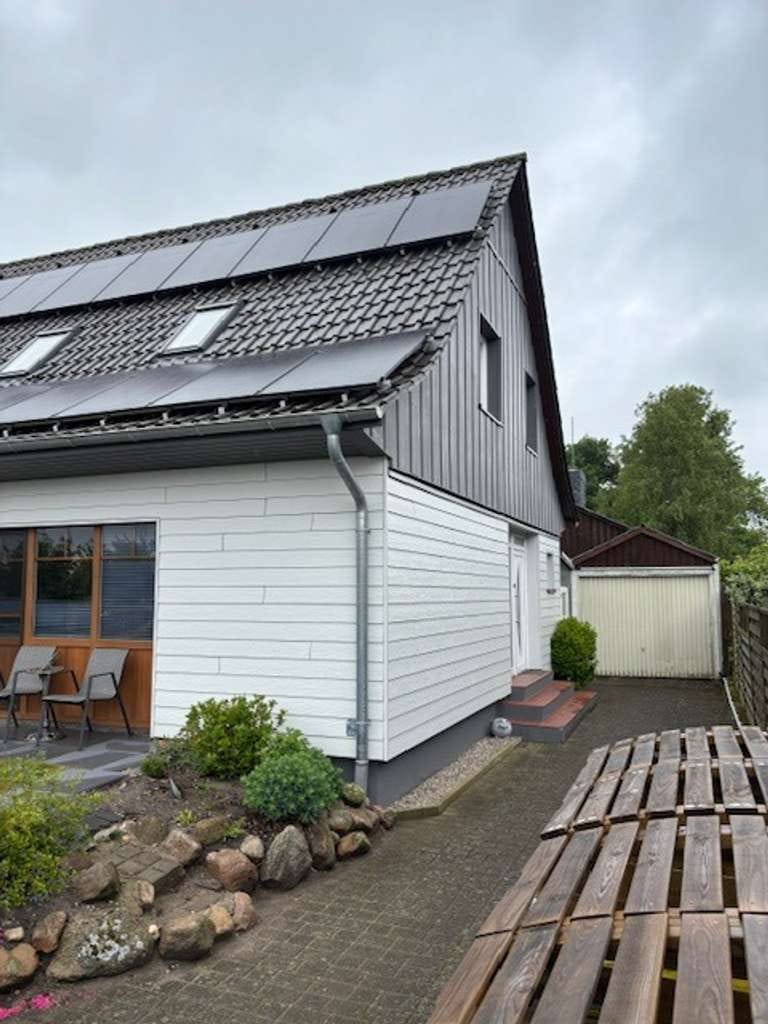 Immobilie in Lindewitt - Top gepflegt, Einfamilienhaus mit viel Grün in 24969 Lindewitt OT Linnau. - Bild 4