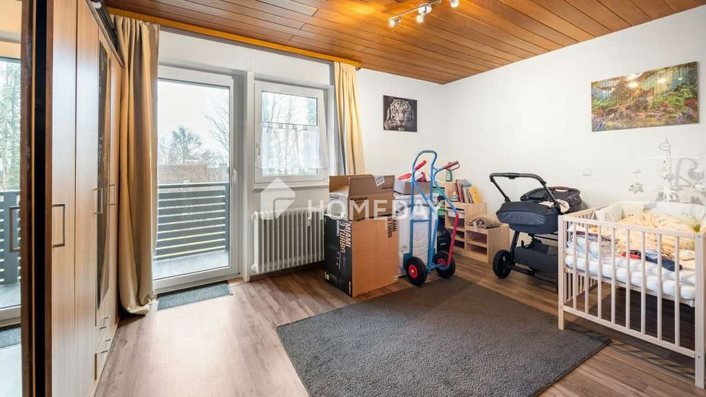 Immobilie in Furtwangen im Schwarzwald - Diesen Sommer bezugsfrei!
3-Zimmer-Wohnung im Grünen mit Süd-Loggia und Stellplatz  - Bild 4