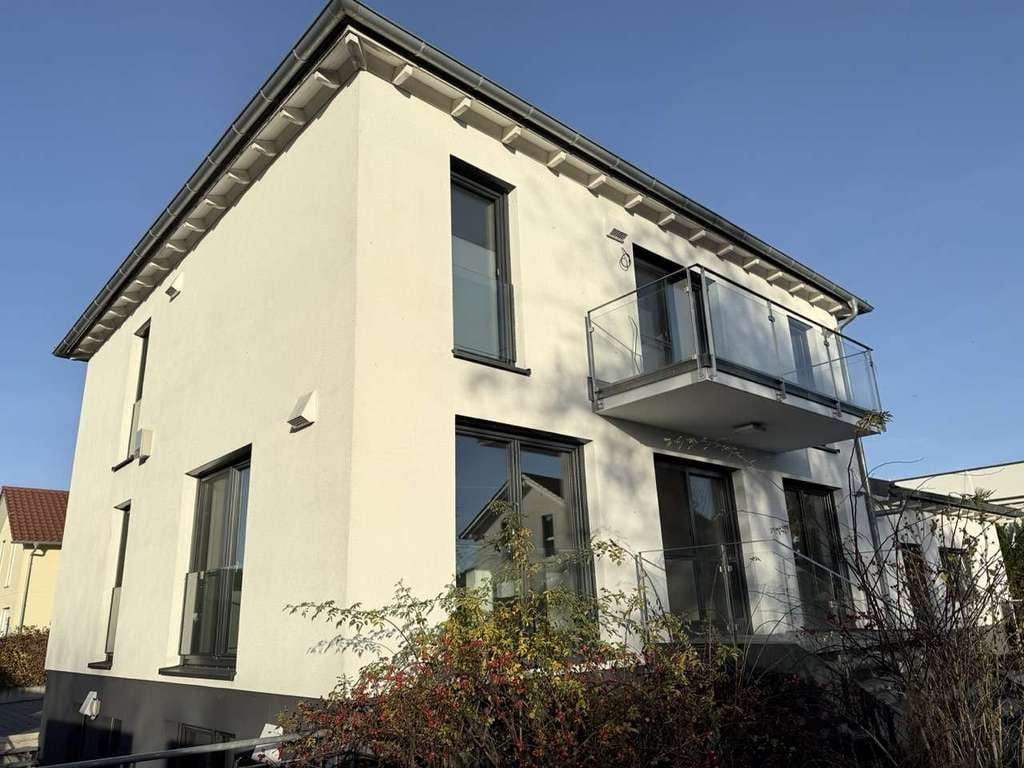 Immobilie in Herbertingen - Einfamilienhaus mit Büro/Einliegerwohnung in Herbertingen - Bild 0