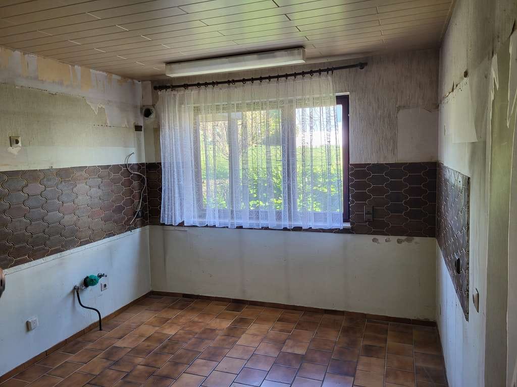 Immobilie in Großbettlingen - Doppelhaushälfte mit Garage und Stellplatz - Bild 4
