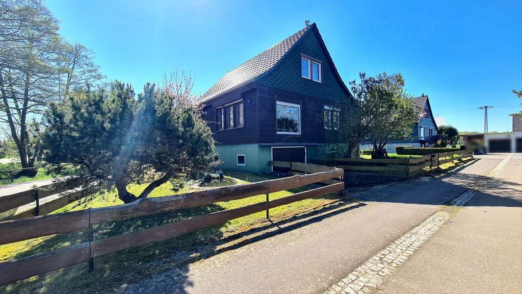 Immobilie in Golßen - Einfamilienhaus in Golßen mit großem Potenzial – ruhige Lage, Keller & Tiefgarage inklusive - Bild 4