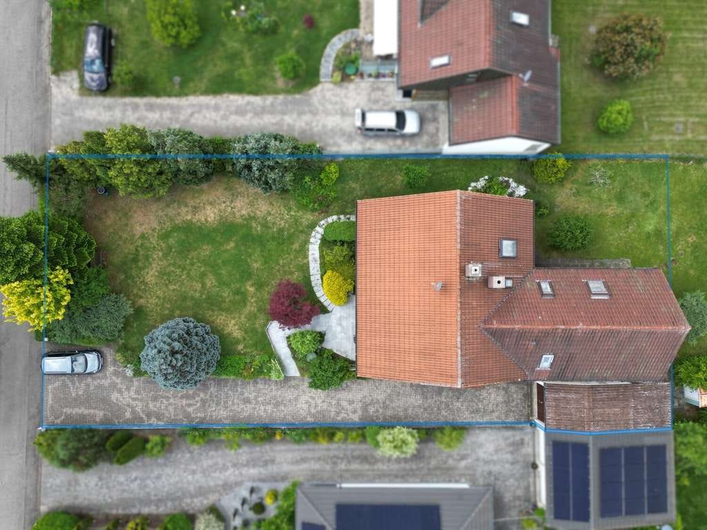 Immobilie in Bodelshausen - Großzügiges Raumwunder mit sonnigem Südgarten, Terrasse und großer Loggia in Bodelshausen - Bild 4