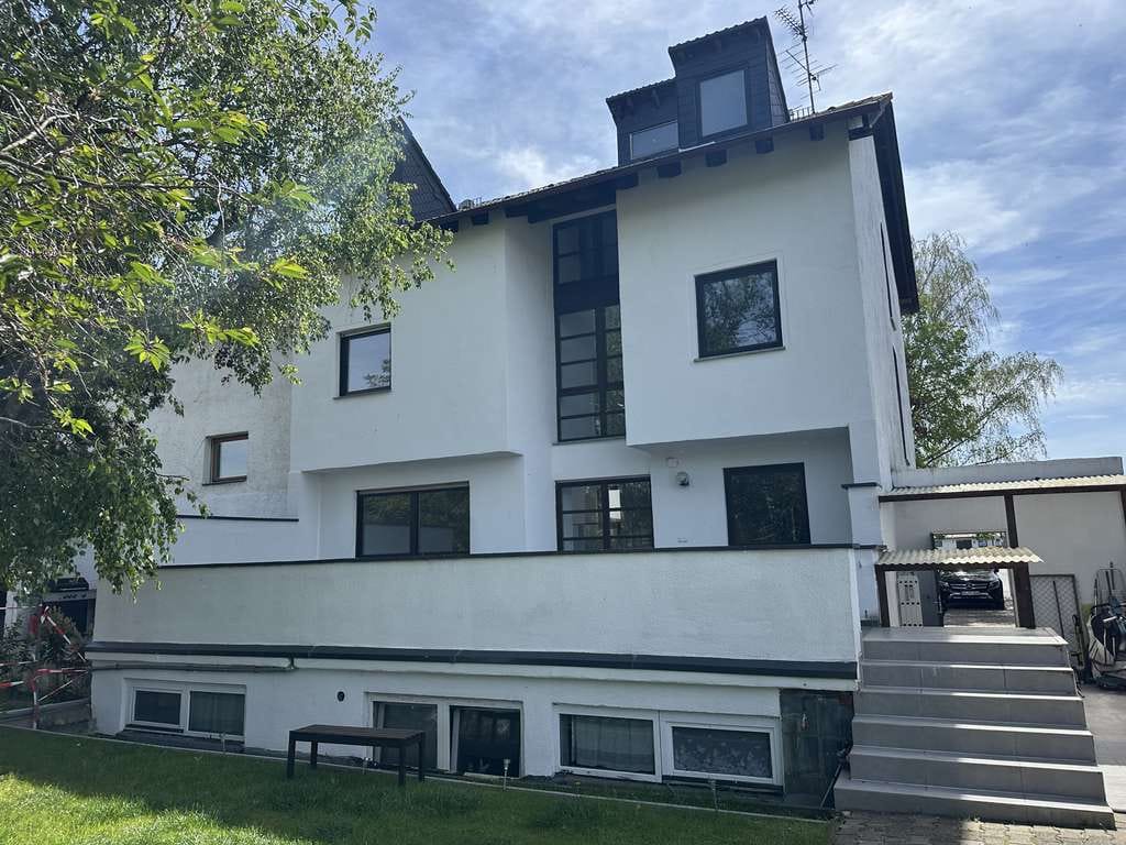 Immobilie in Weiterstadt -  Großzügiges Wohnhaus in Weiterstadt / Studentenunterkunft,  Boardinghouse, Monteurunterkunft  - Bild 0