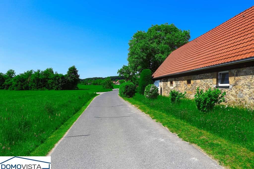 Immobilie in Königshain - Dreiseitenhof mit Scheune und viel Platz für eigene Ideen! - Bild 4