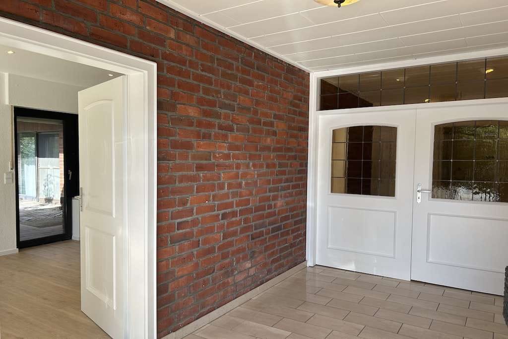 Immobilie in Butjadingen - KAUFPREISREDUZIERUNG - renovierte Ferienwohnung in ruhiger Lage mit Sauna & Gemeinschaftspool! - Bild 4