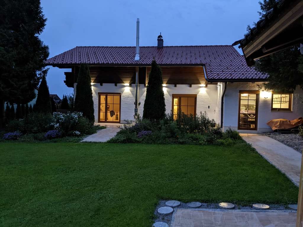 Immobilie in Frauenau - Bayrischer Wald energiesaniertes Traumhaus  E-Klasse A in Bestlage für Naturliebhaber - Bild 2