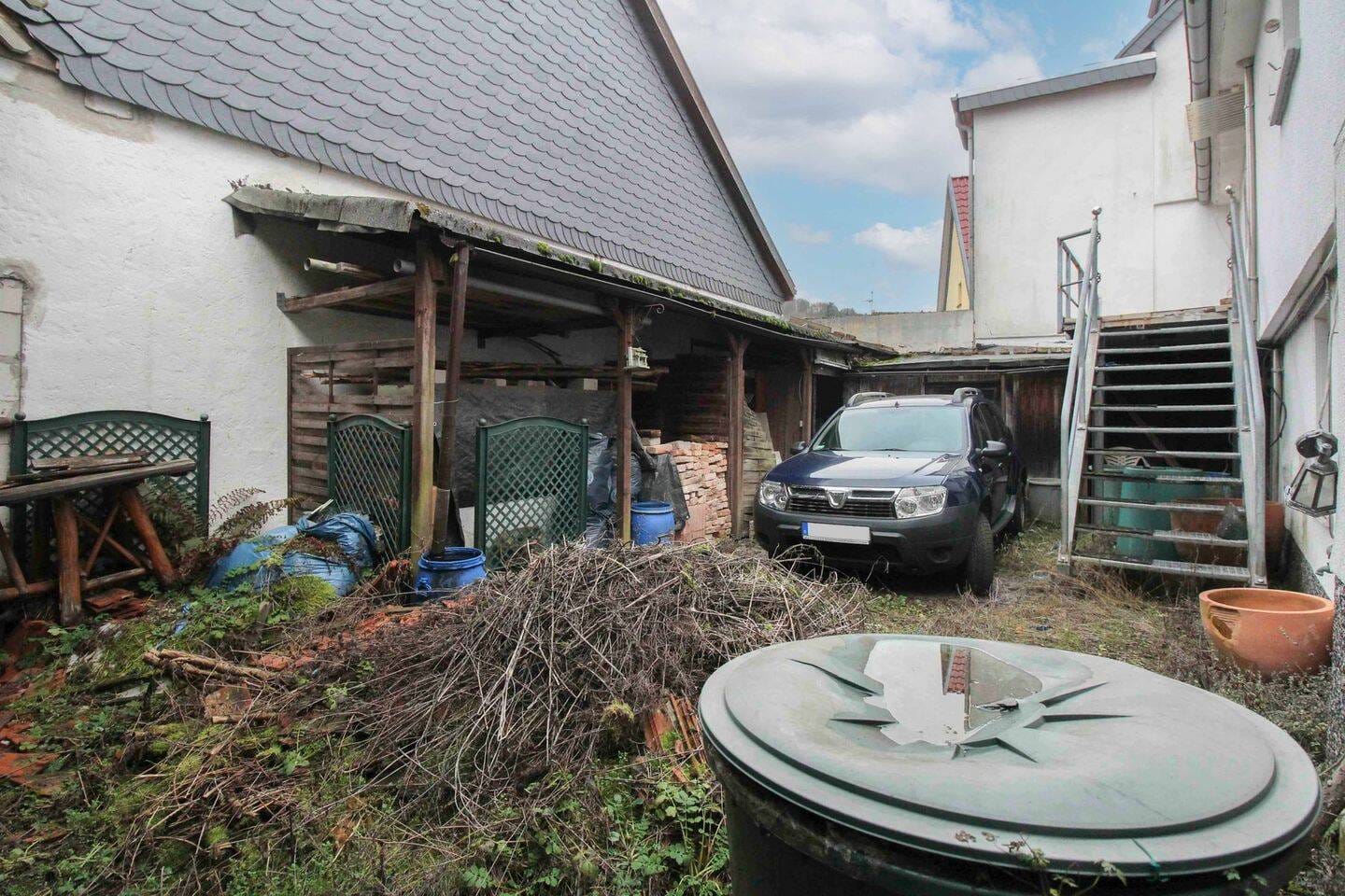 Immobilie in Eppstein - Chance für Neubau: Sanierungs- oder Abrissobjekt in Eppstein-Ehlhalten mit tollem Hof - Bild 3