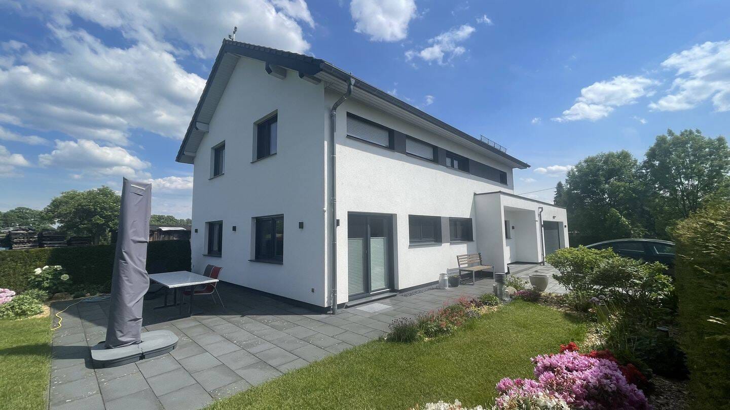 Immobilie in Bernsdorf - Modernes Wohnen auf höchstem Niveau - Bild 0