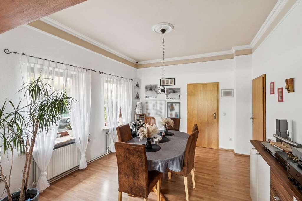 Immobilie in Lüchow - Gepflegtes Zweifamilienhaus mit Garten, Dachterrasse und zwei separaten Eingängen - Bild 4
