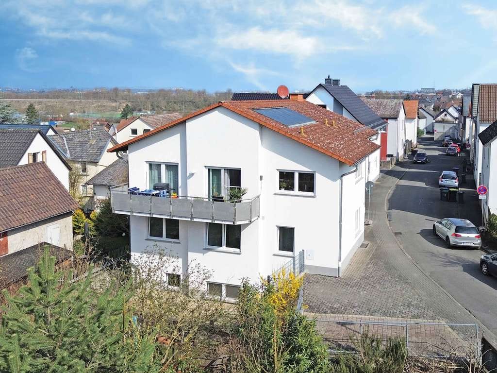 Immobilie in Gießen - Elegantes Zweifamilienhaus zur Kapitalanlage und Eigennutzung - Bild 0