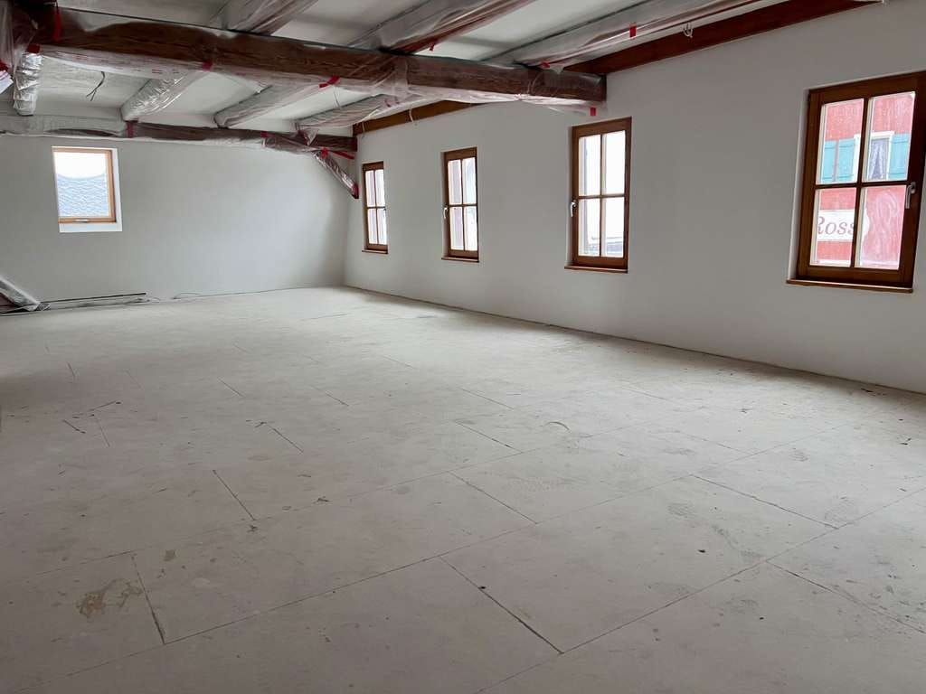 Immobilie in Spalt - Entwicklungsfähiges Wohn- und Geschäftshaus mit separatem Rückgebäude - Bild 4