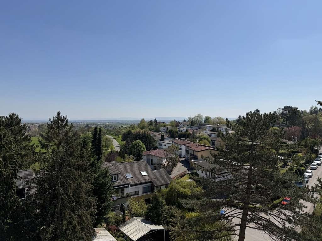Immobilie in Leinfelden-Echterdingen - **Helle 3-Zi.-Wohnung mit Balkon - viel Potenzial zur individuellen Gestaltung** - Bild 3