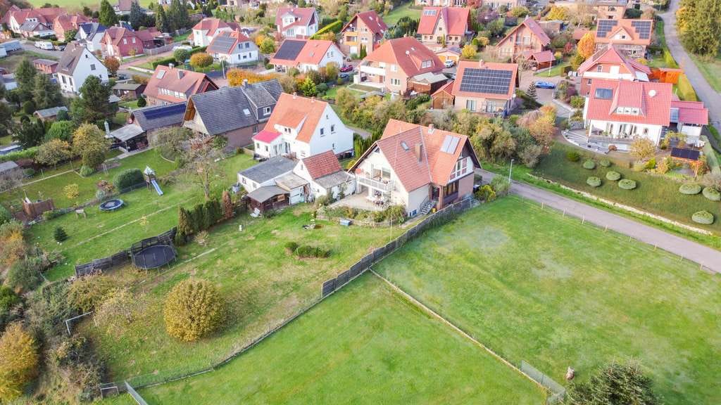 Immobilie in Porta Westfalica - Ihr Zuhause, Ihr Panorama – Wohnen mit traumhafter Aussicht - Bild 3