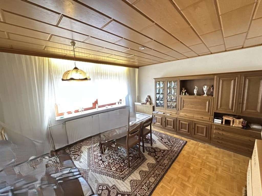 Immobilie in Malsfeld - Naturliebhaber mit handwerklichem Geschick gesucht! Bauernhaus mit Scheune und Garten - Bild 2
