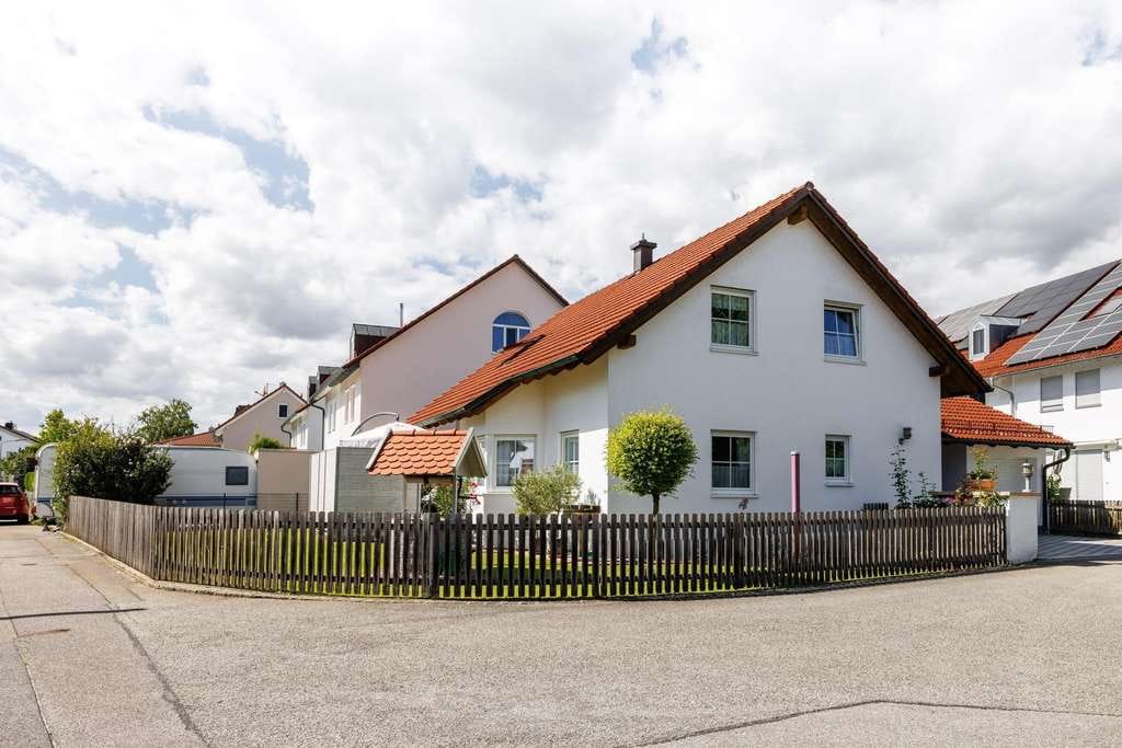 Immobilie in Altdorf - Gepflegte Kapitalanlage mit zwei Wohneinheiten - Bild 1