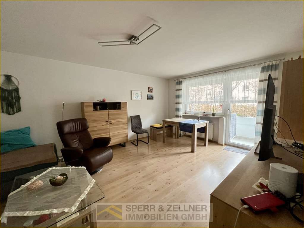 Immobilie in Erding - Für Kapitalanleger - Vermietete, gepflegte 2-Zimmer-Wohnung mit Balkon und Einbauküche - Bild 1