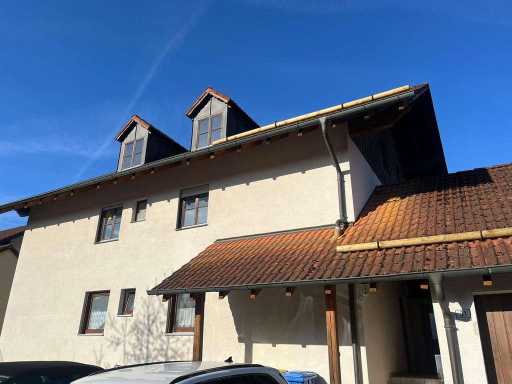 Immobilie in Tann - Helle und großzügige 4-Zimmer Wohnung mit Balkon und Garten im 1. OG in Tann - Bild 0