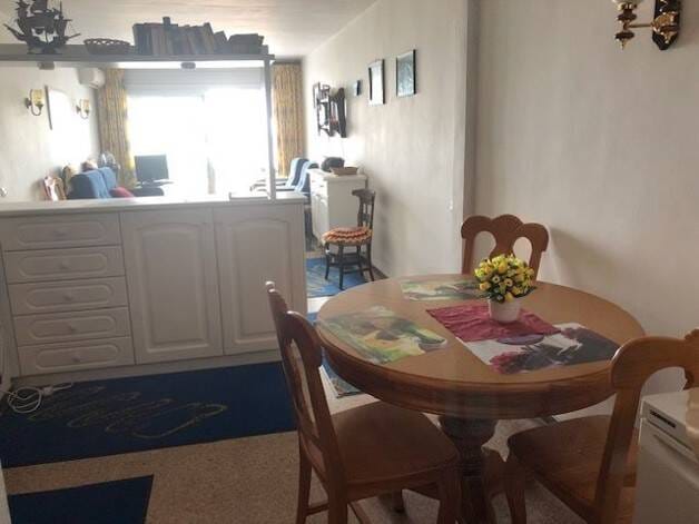 Immobilie in Niederkirchen bei Deidesheim - Gepflegtes Studio mit Balkon zur Meerseite - Bild 4