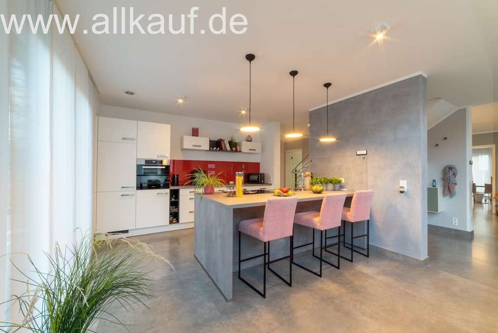 Immobilie in Allershausen - Traumhaus für die ganze Familie  - Bild 3