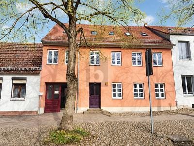 Immobilie in Rheinsberg - MODERN MIT 4 WOHNEINHEITEN - Bild 0