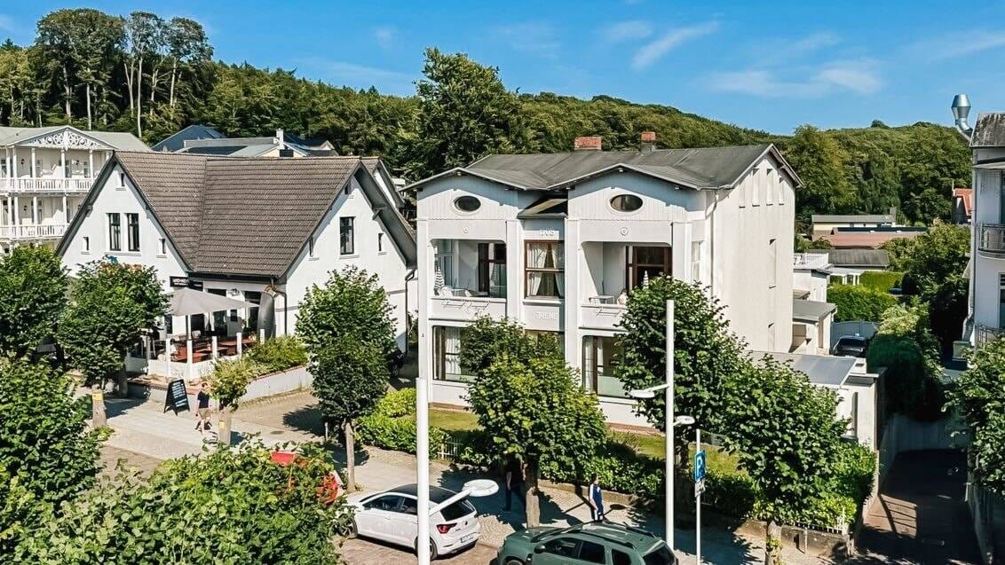 Immobilie in Sellin - Großzügige Bäderstil-Villa - Bild 2