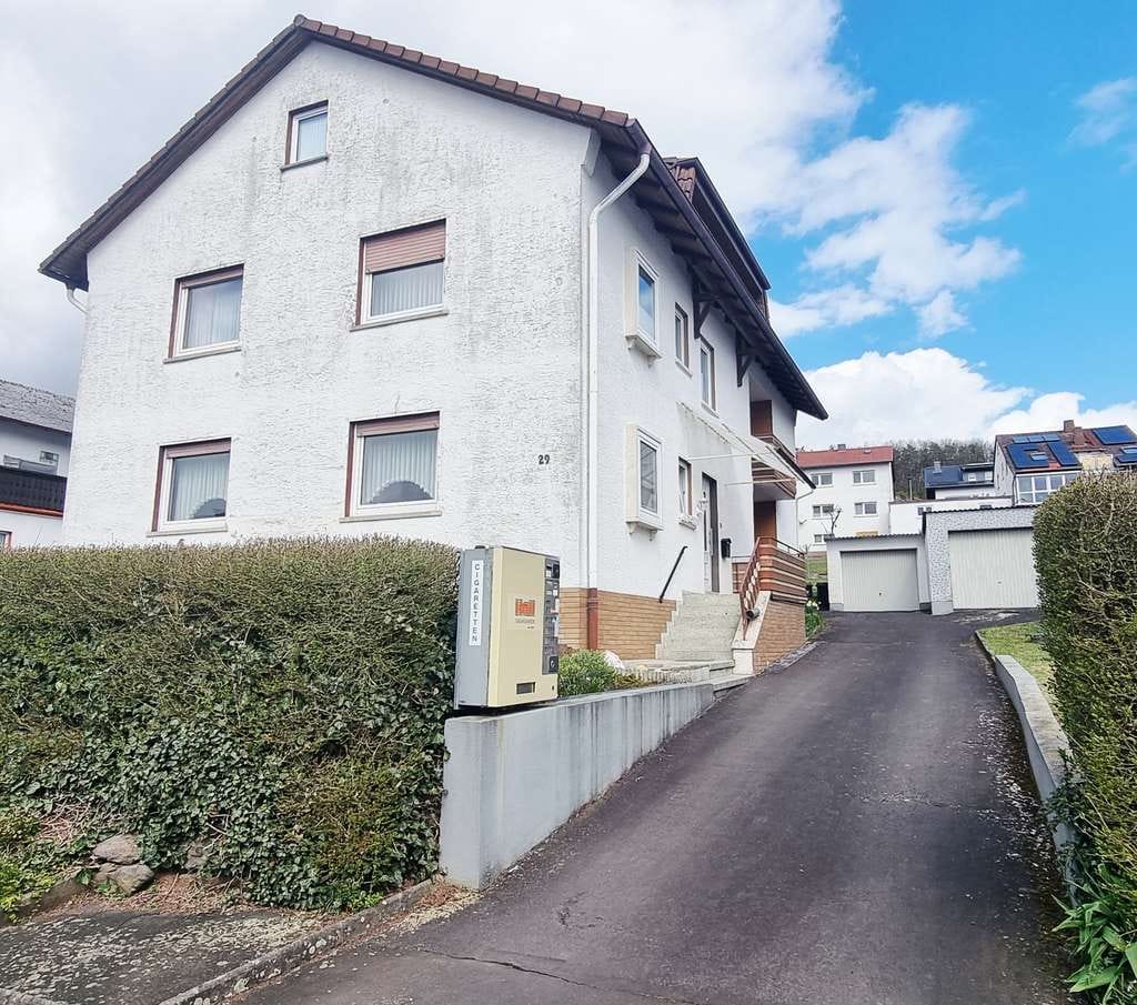 Immobilie in Mücke - Viel Platz in Mücke: Großzügiges Haus mit 260 m² Wohnfläche - Bild 1