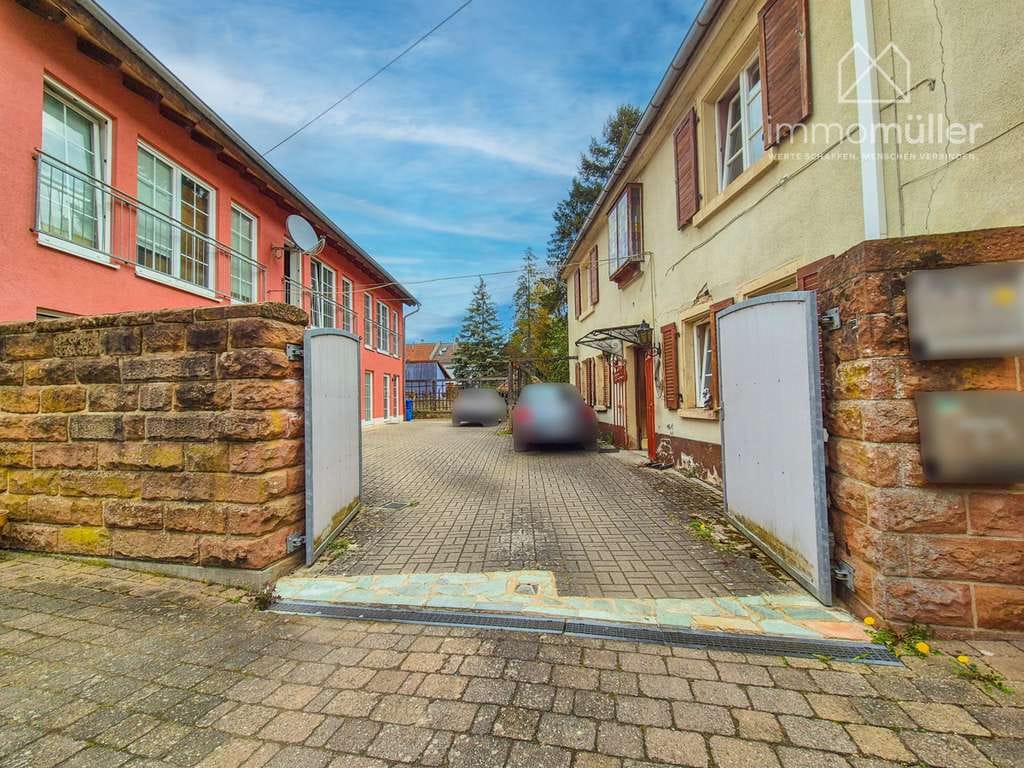 Immobilie in Altleiningen - Charmantes Bauernhaus mit zusätzlichem Mehrfamilienhaus & riesigem Gartenland in Höningen - Bild 1