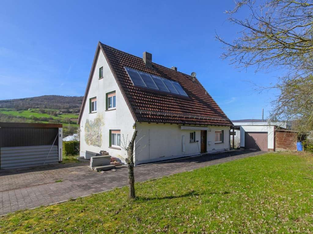 Immobilie in Tann - Teilsaniertes Wohnhaus mit Weitblick in Tann-Wendershausen - Bild 4