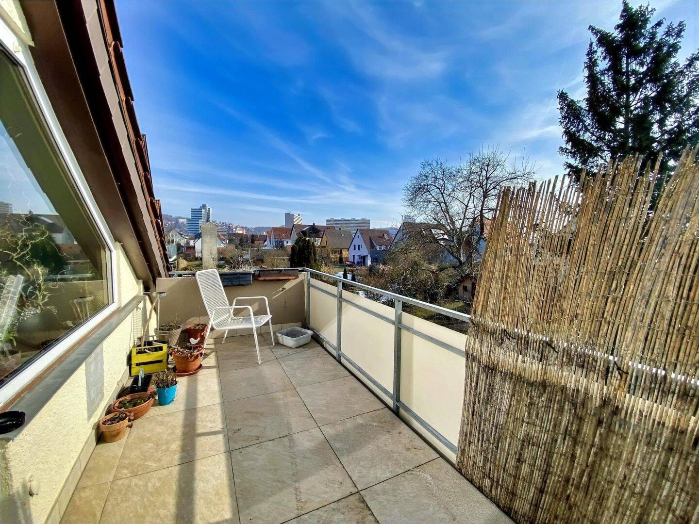 Immobilie in Leonberg - Wohnen und investieren! Charmantes Mehrfamilienhaus in begehrter Lage - Bild 4