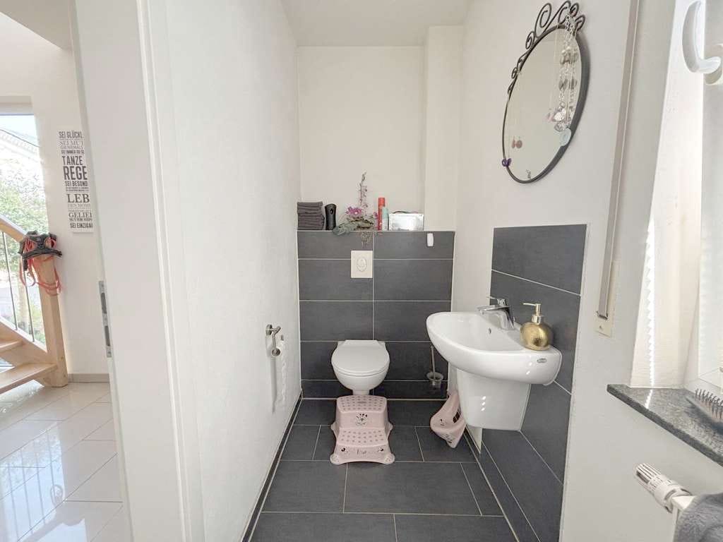 Immobilie in Tawern - Neuwertiges Einfamilienhaus mit Garten und Kamin - Bild 4