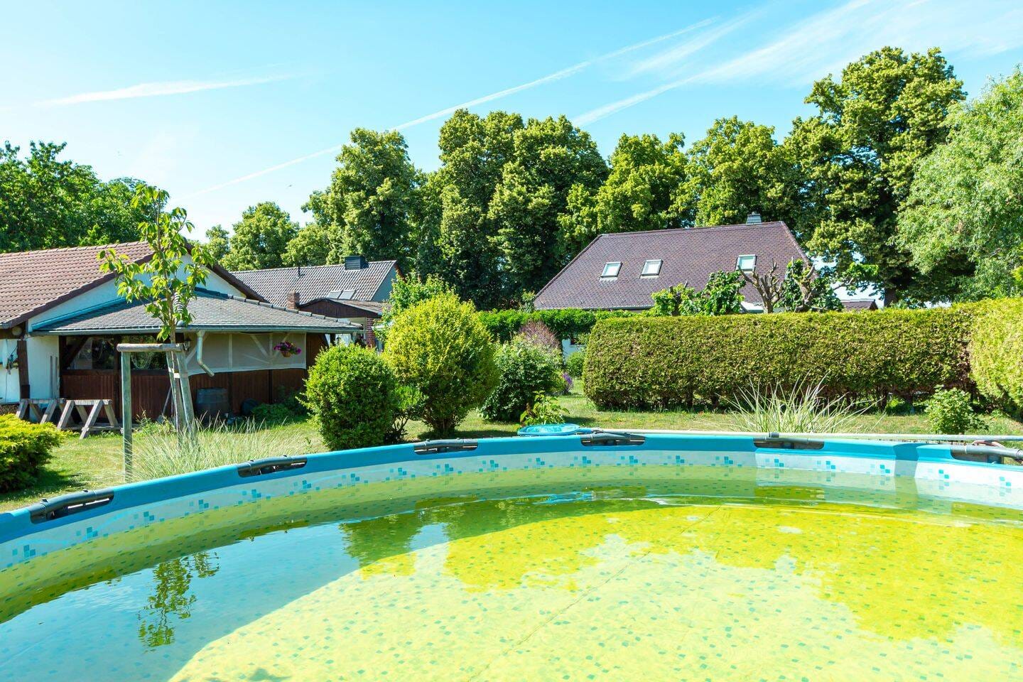 Immobilie in Neuhardenberg - Ruhiges Wohnen in Neuhardenberg: Landhaus mit 6 Zi., Kü., 2 Bäder, Pool, Outdoor-Kü., 1.914 m² Grdst - Bild 1