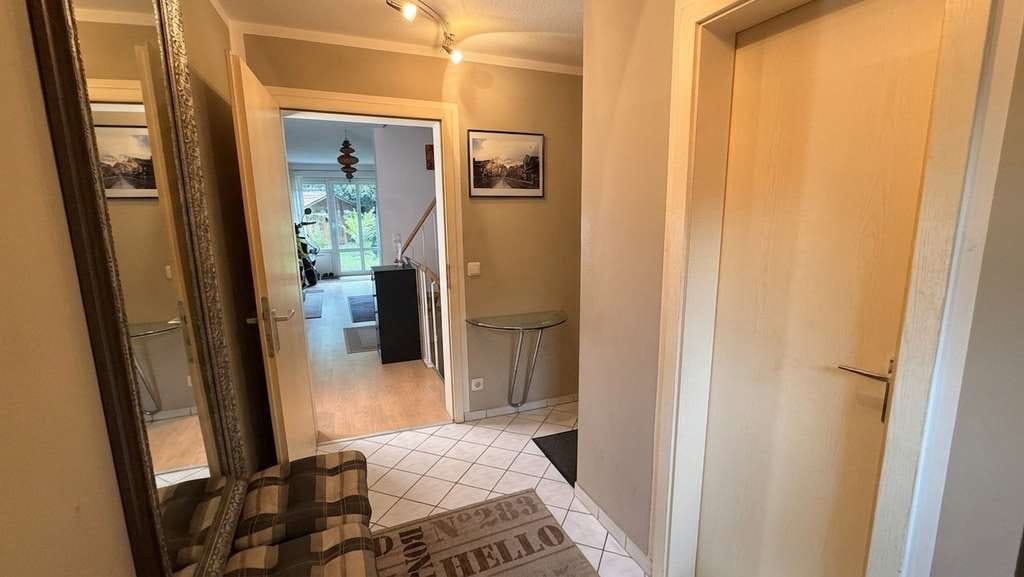 Immobilie in Woltersdorf - Wohnen im Grünen: Großzügiges Reihenmittelhaus mit ruhigem Garten nahe Berlin - Bild 3