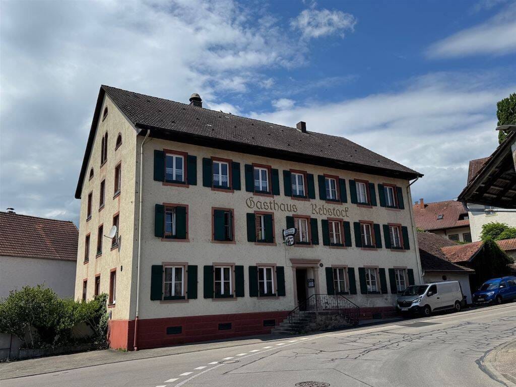 Immobilie in Klettgau - Wohn- und Gastronomiegebäude in Klettgau-Geißlingen! - Bild 0