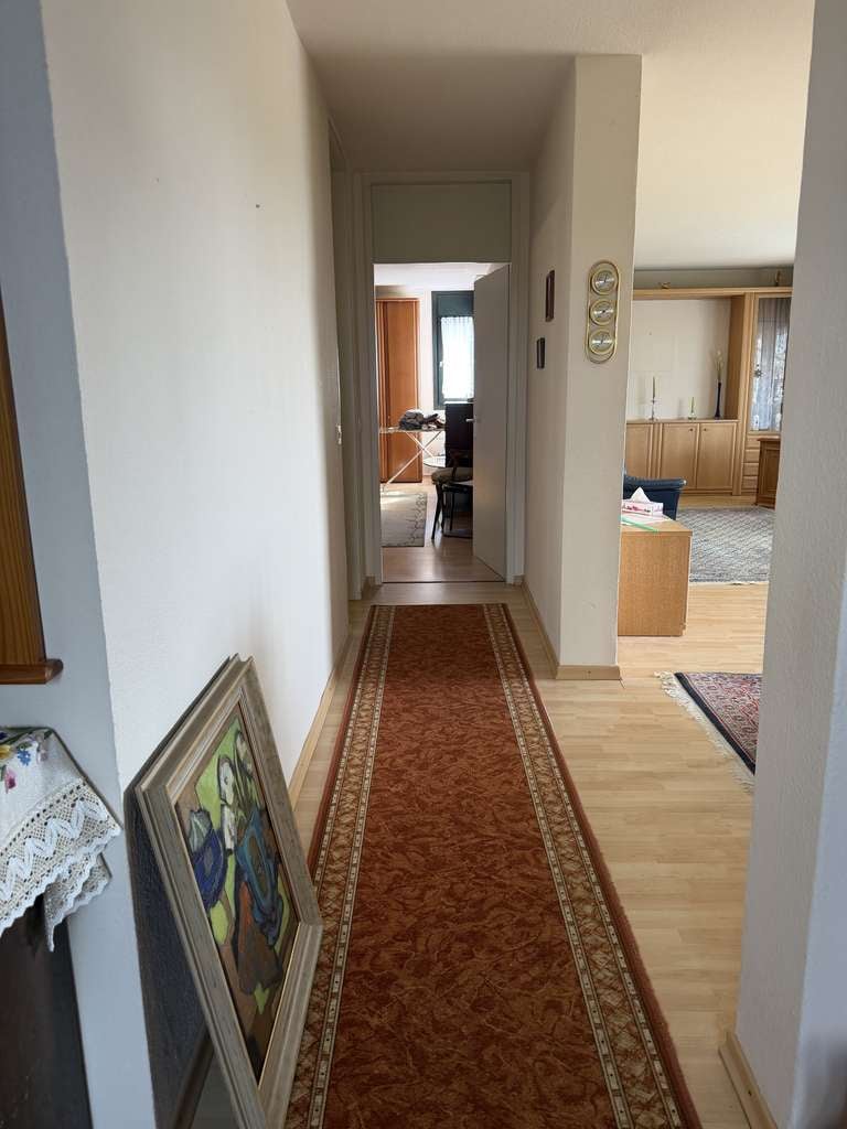 Immobilie in Putzbrunn - 3 Zimmer im obersten Stock, Alpenblick, Aufzug, Garage, mit Sanierungspotenzial - Bild 3