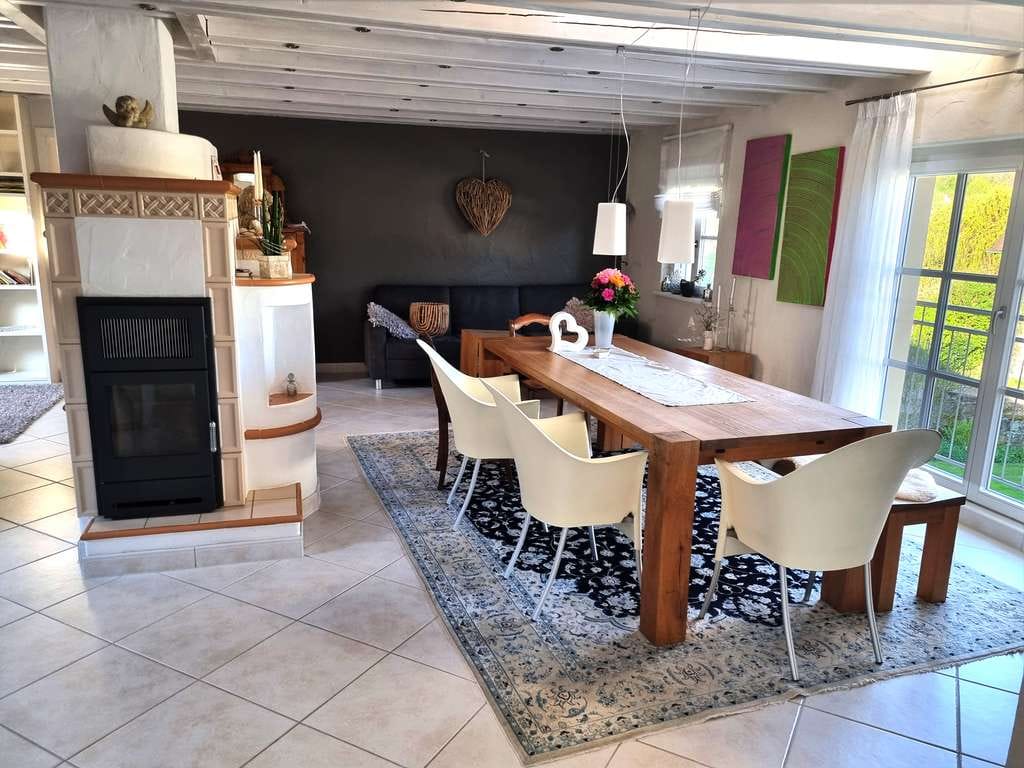 Immobilie in Strullendorf - Gepflegtes 2-Fam.-Haus mit Nebengebäuden - Bild 3
