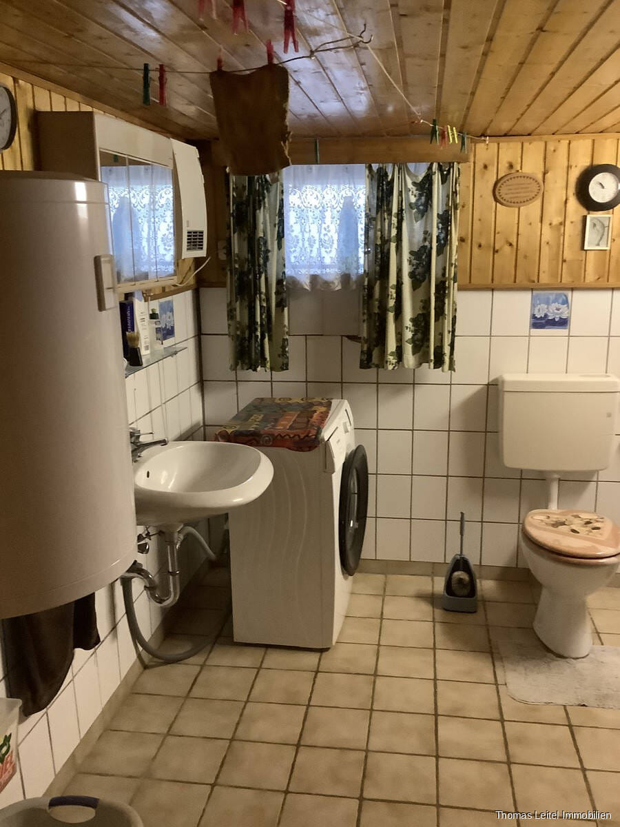 Immobilie in Gröningen - Kleine DHH, sanierungsbedürftig mit großem Grundstück - Bild 4