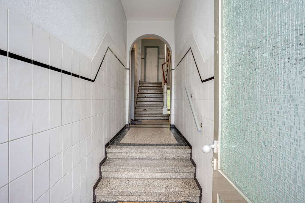 Immobilie in Flensburg - Kapitalanlage: MFH mit 6 Wohneinheiten und ca. 345 m² Wohnfläche - Bild 2