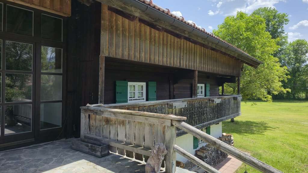 Immobilie in Gaißach - Historisches traumhaft schönes Bauernhaus - Ein Juwel im Oberland  - Bild 3