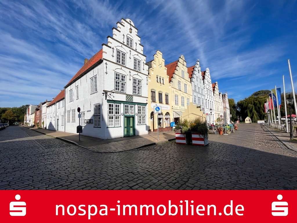 Immobilie in Friedrichstadt - Werden Sie Teil der Skyline vom Holländerstädtchen Friedrichstadt: Das "EDAMERHAUS" - Bild 0