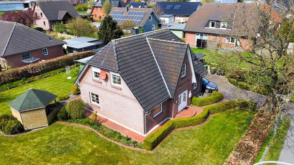 Immobilie in Treia -  Wohnhaus aus ca 2002 auf einem über 1.000 m² großen Grundstück!  - Bild 1