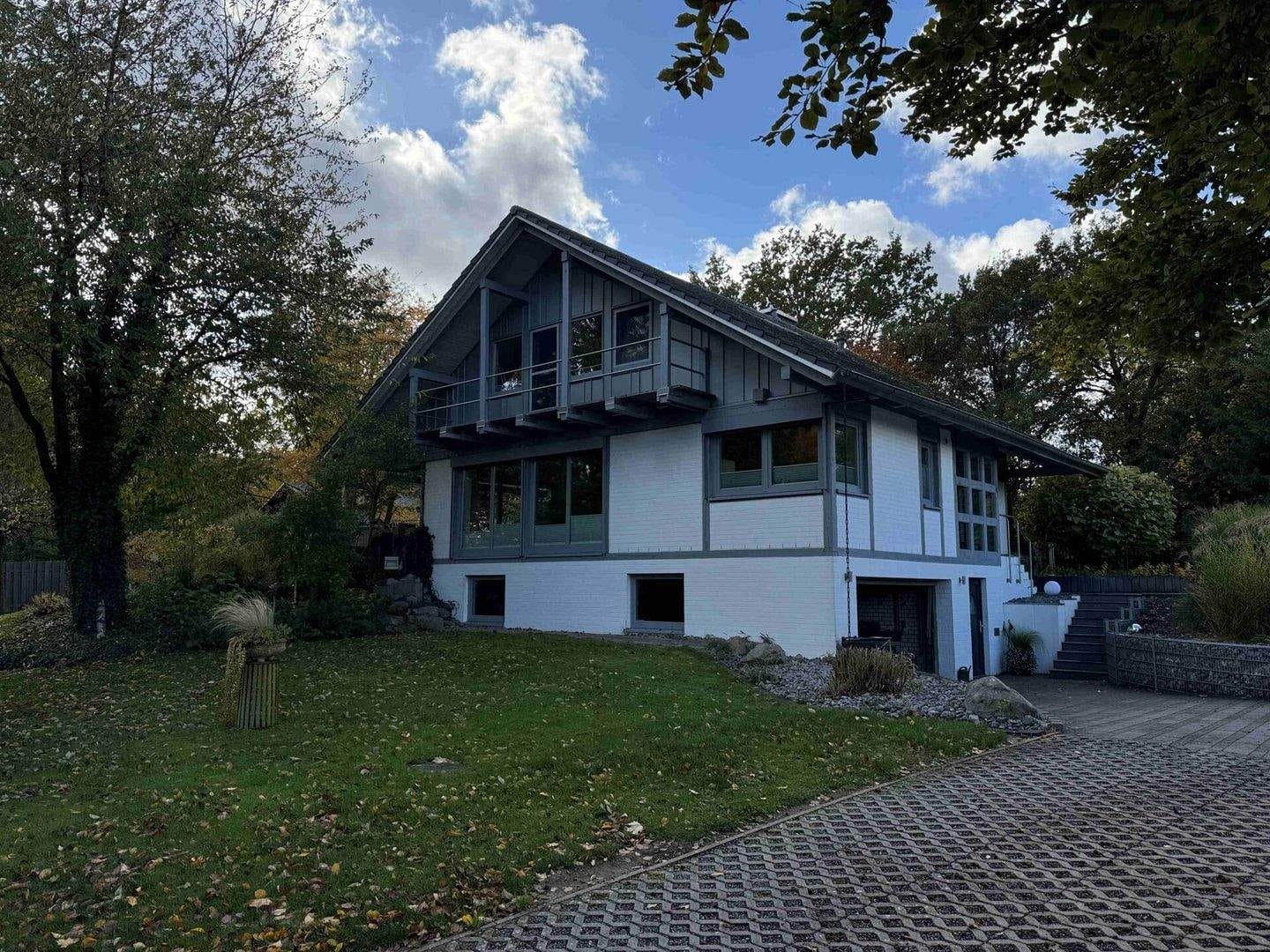 Immobilie in Binnen - Von Ihrem IMMO.PARTNER: Solides Architektenhaus mit behaglicher Atmosphäre - Bild 2