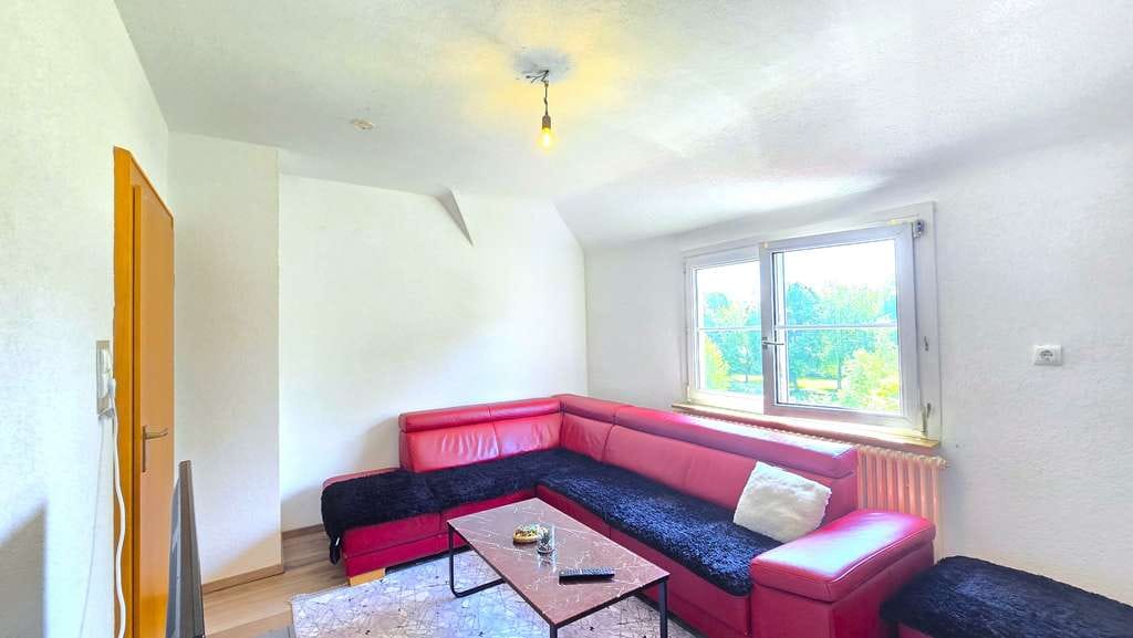 Immobilie in Titisee-Neustadt - Attraktive 5 Zi. Wohnung in naturnaher Lage von Titisee- Neustadt zu verkaufen - Bild 2