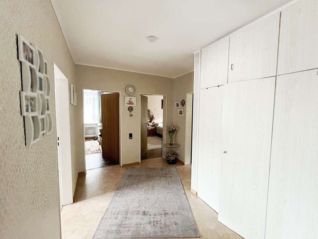 Immobilie in Ibbenbüren - Vermietete Erdgeschosswohnung mit Loggia! -
*Im Ibbenbürener Stadtzentrum* - Bild 3