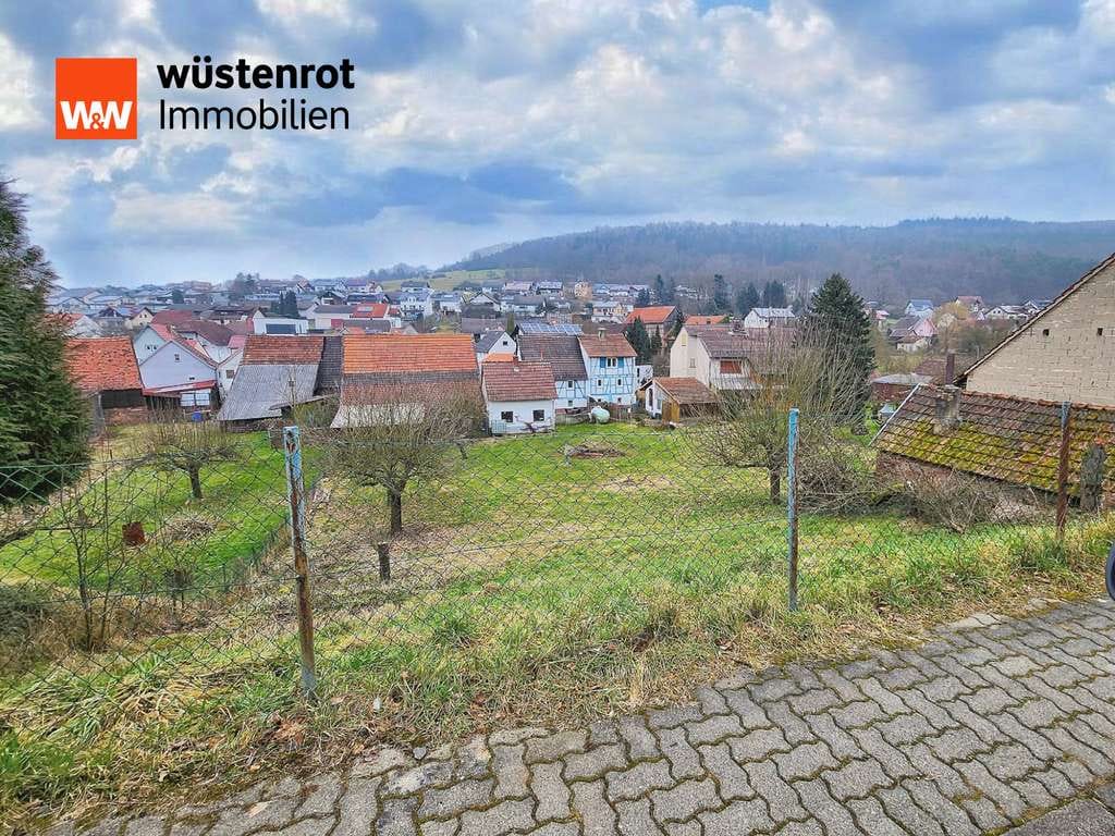 Immobilie in Biebergemünd - Willkommen altes Haus! DHH mit Mietern, riesigem Baugrundstück und zentralst in Biebergemünd-Kassel! - Bild 4
