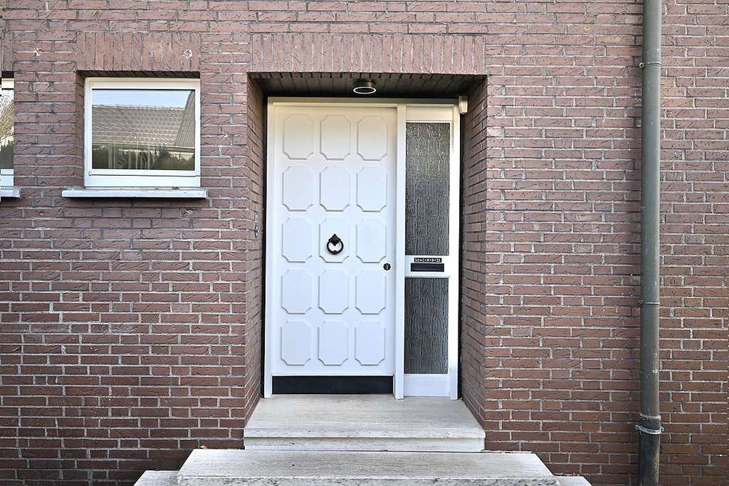 Immobilie in Dülmen - Dülmen: Großes Einfamilienhaus mit großer Garage und Vollkeller provisionsfrei zu verkaufen! - Bild 2